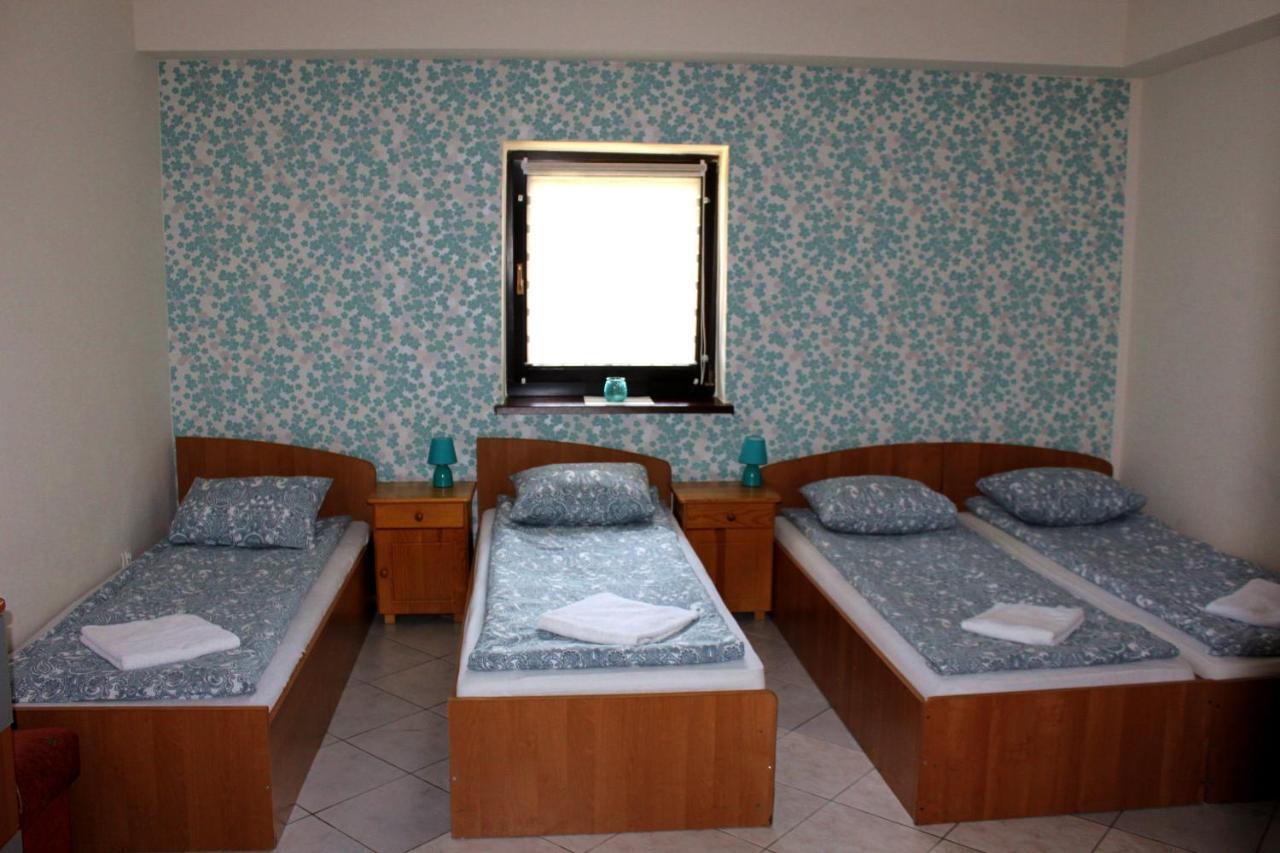 Park Lesny 'U Kaczyny' Hotel Rogow Exterior photo